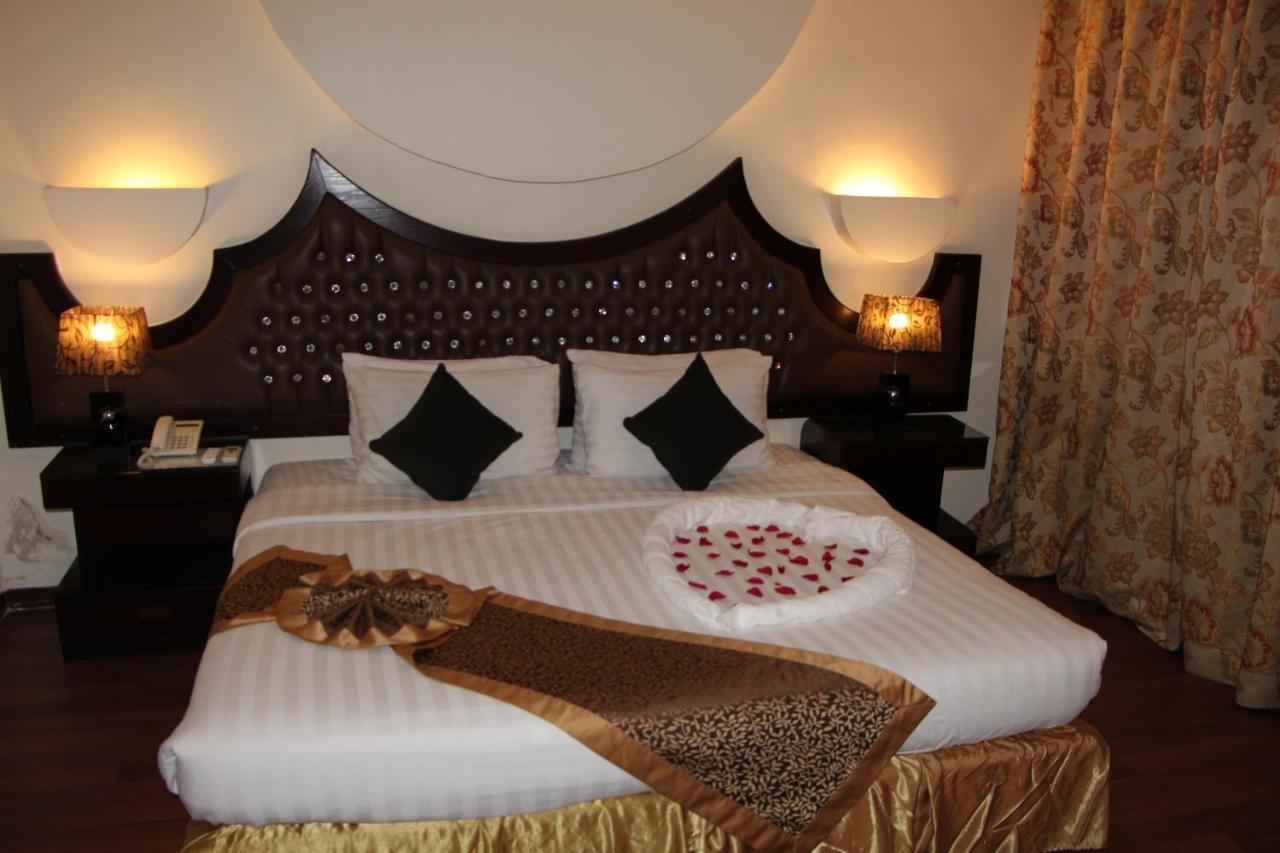 Kenanah Jeddah Hotel Exterior photo