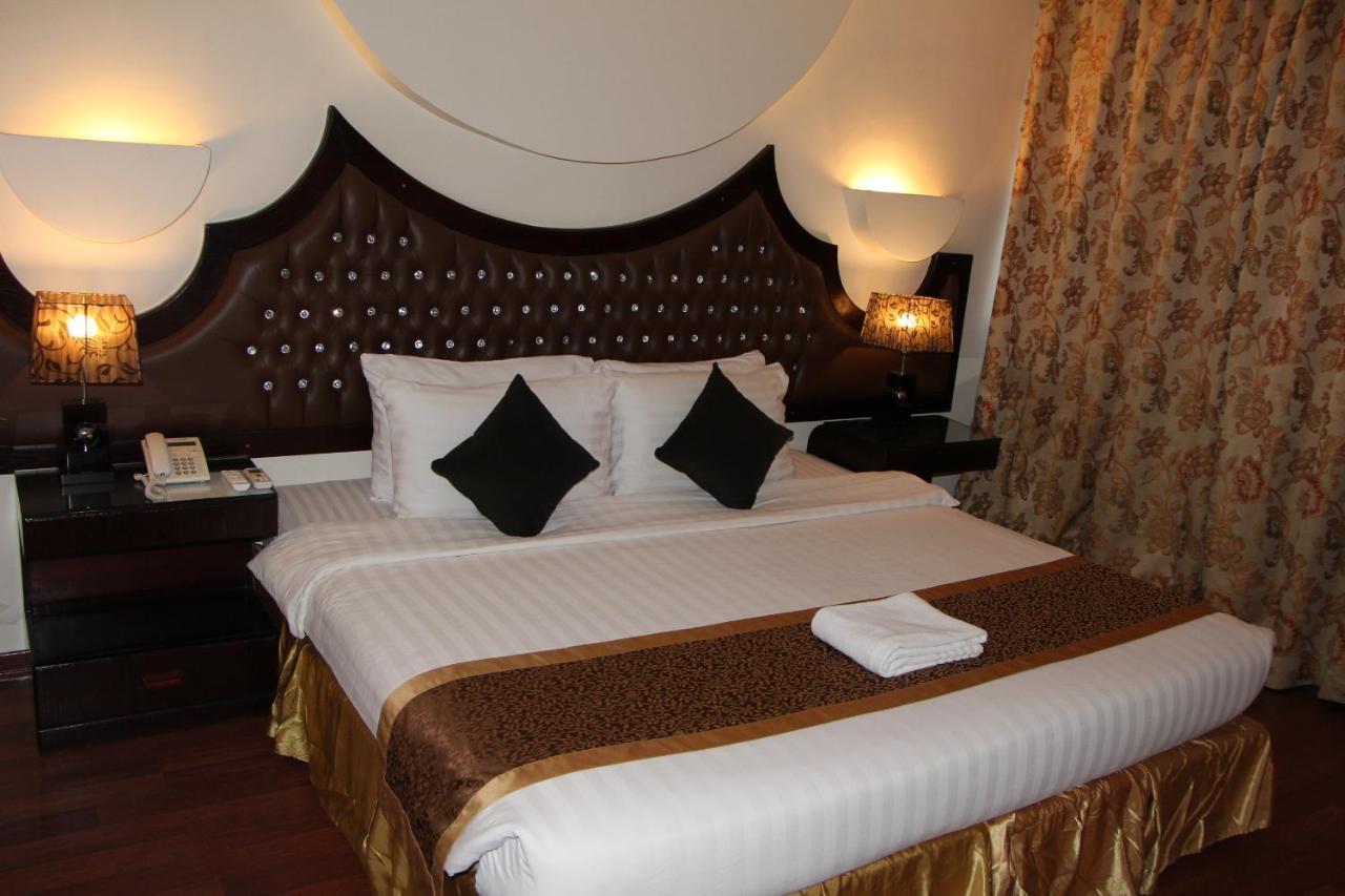Kenanah Jeddah Hotel Exterior photo